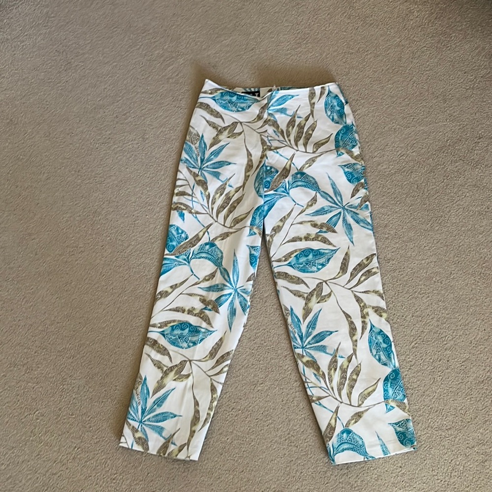 Printed floral pants